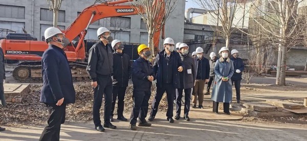 公司动态 | 中国航天科工副总经理李立新带队莅临英国威廉希尔足球官网 - 专业体育赛事直播与资讯平台项目现场进行安全检查