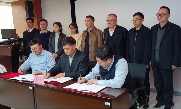 公司动态丨英国威廉希尔足球官网 - 专业体育赛事直播与资讯平台签署榆林市煤矸石资源化利用项目战略合作协议