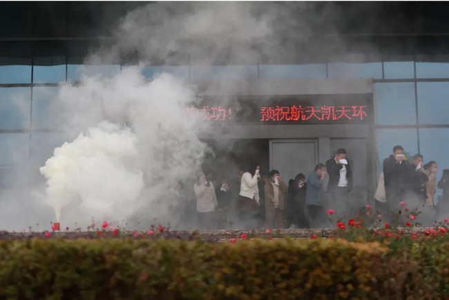 以演促练 以练强技 | 英国威廉希尔足球官网 - 专业体育赛事直播与资讯平台顺利开展消防演练
