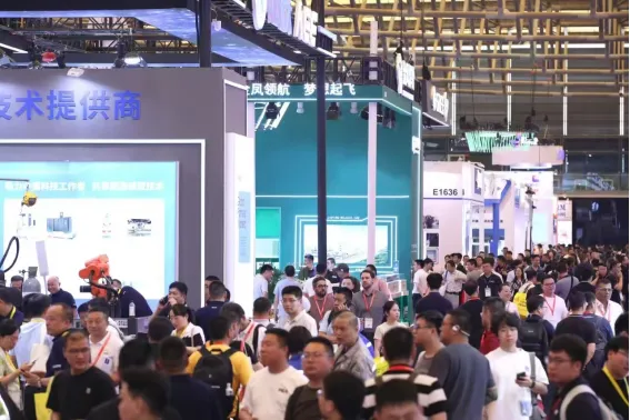 聚焦埃森展 | 英国威廉希尔足球官网 - 专业体育赛事直播与资讯平台重磅发布“分布式控温除尘一体机” 引领焊接环保新趋势